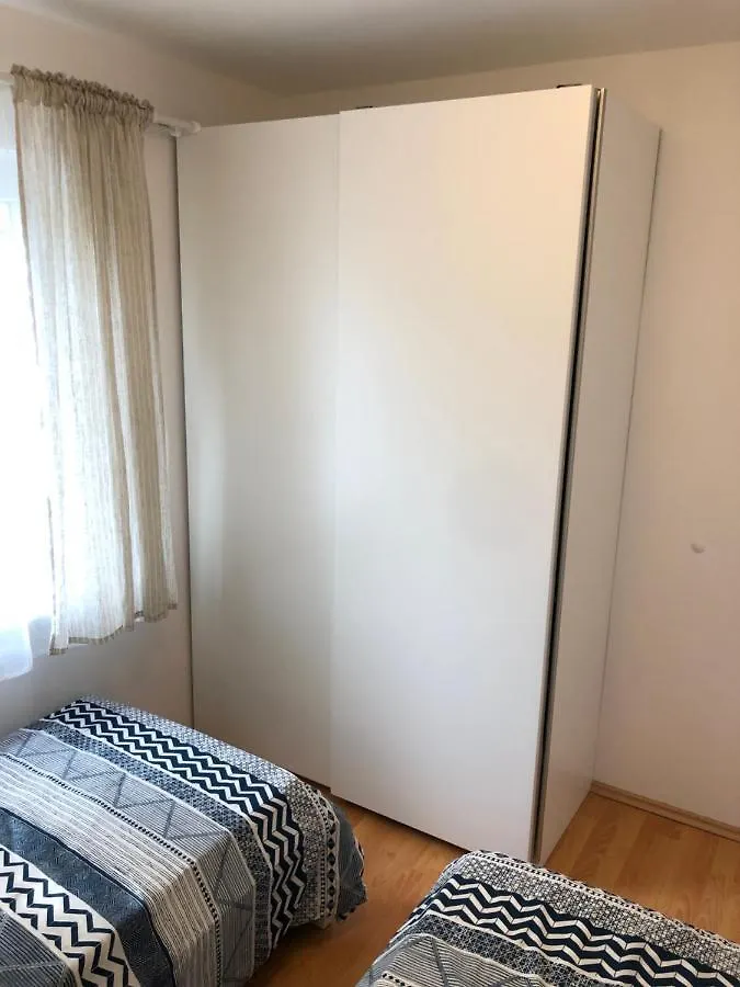 Apartments Nebo 반타치치 게스트하우스