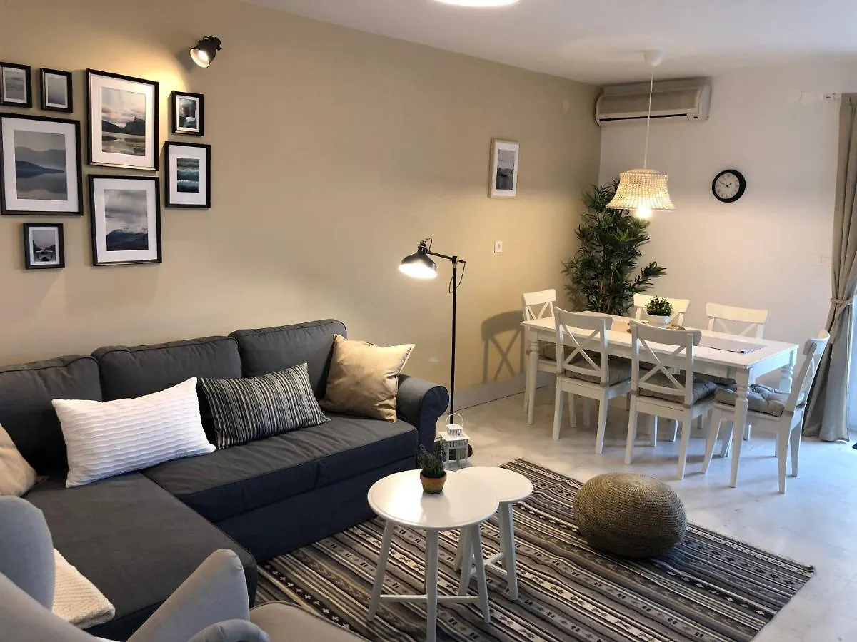 Apartments Nebo location